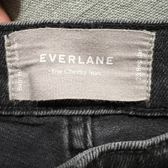 Everlane The Cheeky Jean Washed Black - Picture 11 of 12